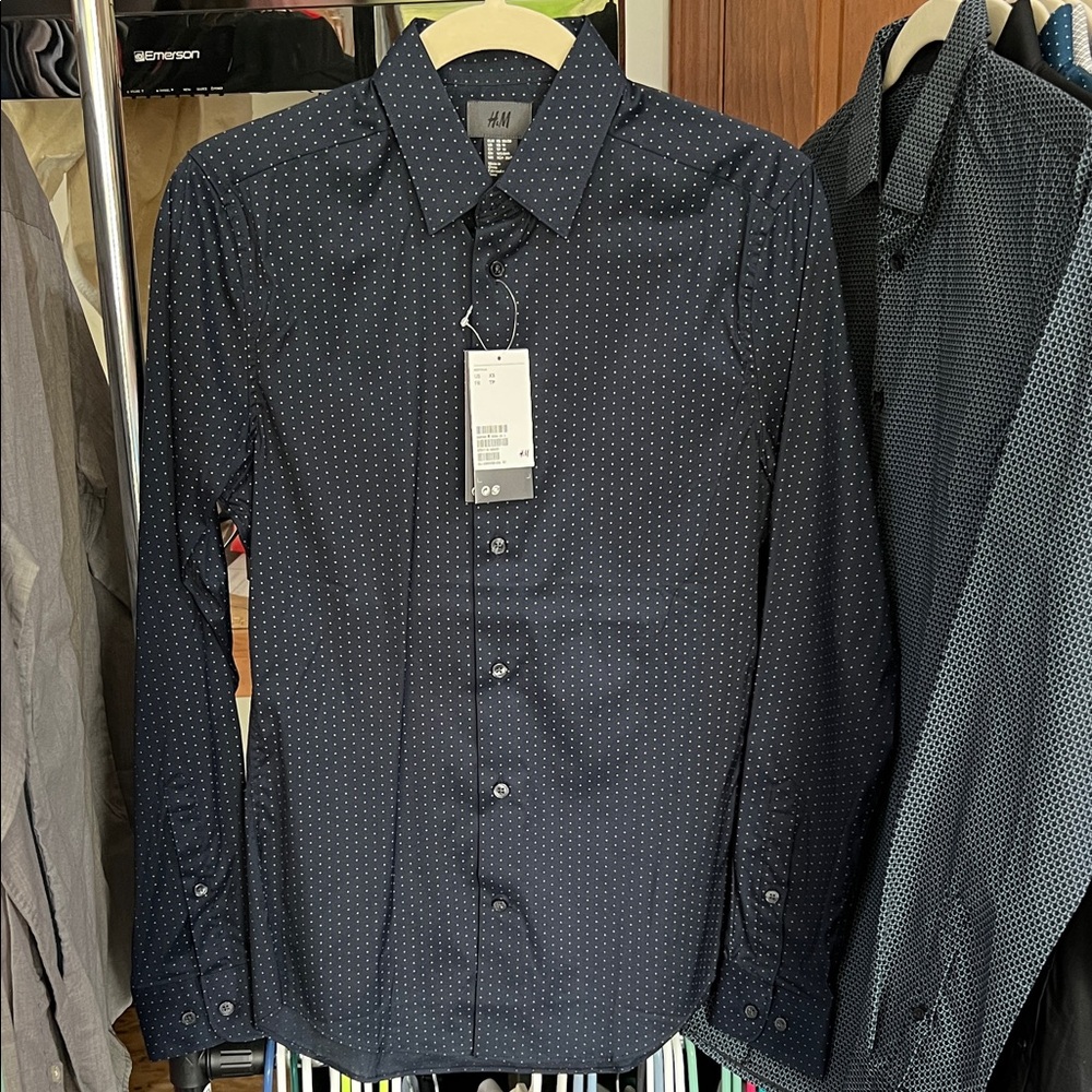 H&M Men's Dark Blue Patterned Dress Shirt